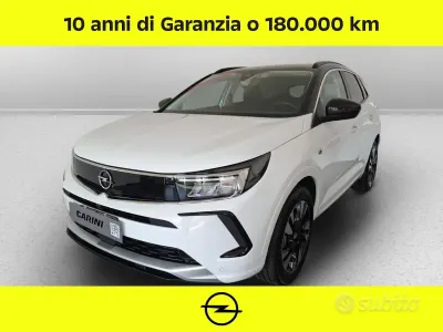 Usata Opel Grandland X Business Elegance 131 CV (96 kW) 2023 Bianco SUV