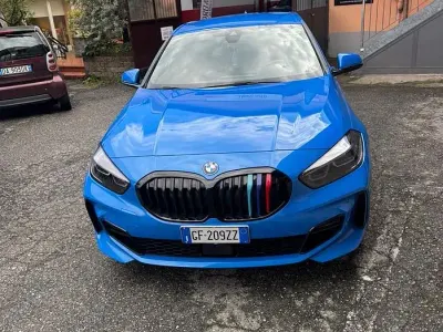Używany BMW 118 M Sport 136 KM (100 kW) 2022 Niebieski Hatchback