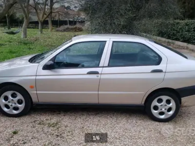 Usata Alfa Romeo 146 103 CV (75 kW) 1997 Utilitaria