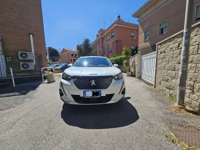 Usata Peugeot 2008 Allure 131 CV (96 kW) 2020 Bianco SUV