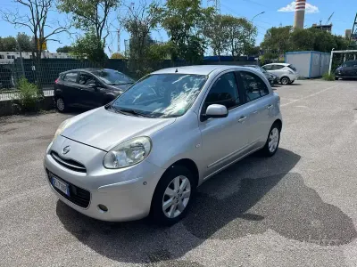 Usata Nissan Micra Tekna 80 CV (58 kW) 2012 Grigio Utilitaria