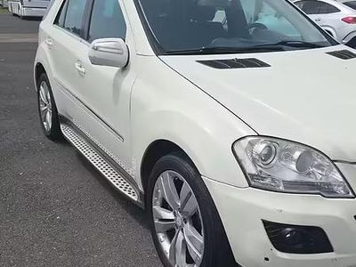 Begagnad Mercedes ML320 224 HK (164 kW) 2009 Vit SUV