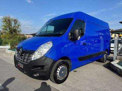 Usata Renault Master 145 CV (106 kW) 2019 Blu/azzurro Furgone