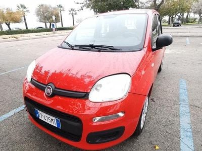 Usata Fiat Panda Lounge 69 CV (50 kW) 2018 Rosso Berlina