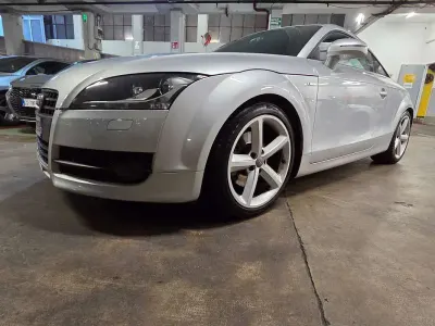 Begagnad Audi TT S-Line 200 HK (147 kW) 2007 Silver Sportkupé