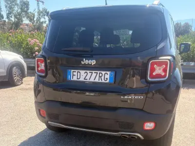 Usata Jeep Renegade Limited 120 CV (88 kW) 2016 SUV