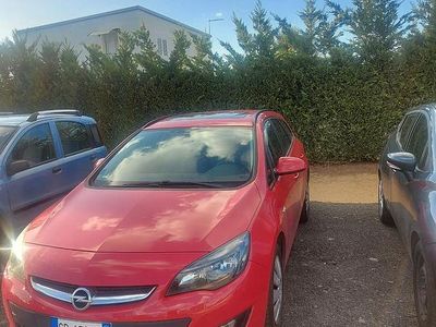 Usata Opel Astra S 110 CV (80 kW) 2015 Rosso Station wagon