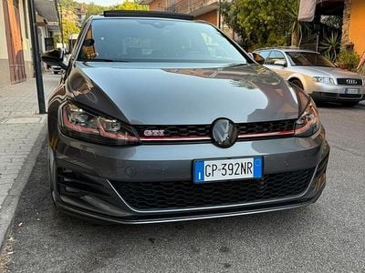 Begagnad VW Golf VII GTI 245 HK (180 kW) 2019 Grå Sedan