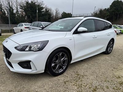 Bianco Usata 2021 Ford Focus ST-Line Station wagon | 14.400 € (Cara)