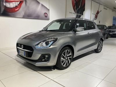 Usata Suzuki Swift 83 CV (61 kW) 2023 Grigio Berlina