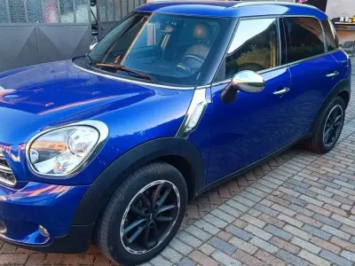 Usata Mini One D Countryman Business 90 CV (66 kW) 2015 Blu/azzurro SUV