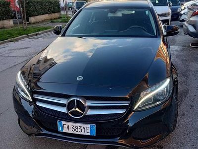Usata Mercedes C200 Premium 185 CV (136 kW) 2019 Nero Station wagon