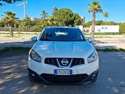Używany Nissan Qashqai Visia 131 KM (96 kW) 2012 Biały SUV