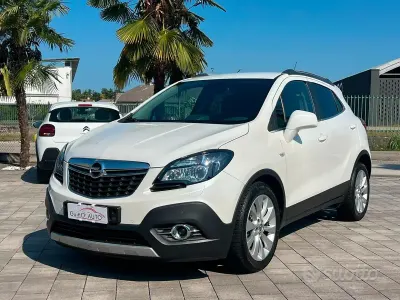 Usata Opel Mokka Cosmo 140 CV (102 kW) 2015 Bianco SUV