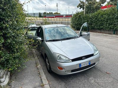 usata Ford Focus Focus 1.8 TDCi (100CV) cat 3p. Ambiente