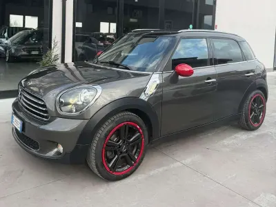 Usata Mini Cooper D Countryman 111 CV (81 kW) 2012 Grigio SUV