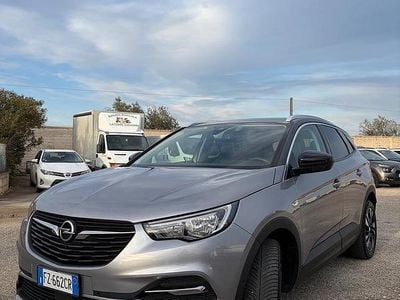 Usata Opel Grandland X Ultimate 130 CV (95 kW) 2019 Grigio SUV