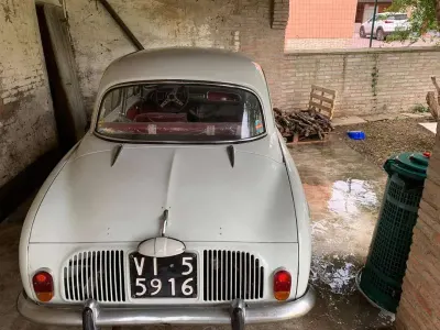 Usata Renault Dauphine 35 CV (25 kW) 1961 Blu/azzurro Berlina