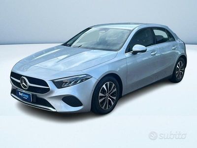 Usata Mercedes A180 Advanced 116 CV (85 kW) 2025 Argento Berlina