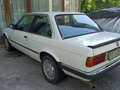 Usata BMW 318 105 CV (77 kW) 1987 Berlina