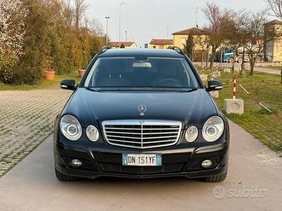 Usata Mercedes E220 170 CV (125 kW) 2008 Nero Station wagon