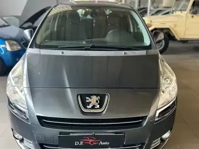 Usata Peugeot 5008 Business-Line 112 CV (82 kW) 2012 Grigio Monovolume