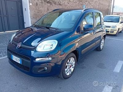 Usata Fiat Panda Lounge 69 CV (50 kW) 2019 Blu Utilitaria