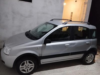 Usata Fiat Panda Climbing 77 CV (56 kW) 2009 Grigio Berlina