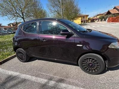 Usata Lancia Ypsilon 85 CV (62 kW) 2013 Utilitaria