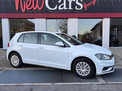 Usado VW Golf VII Trendline 86 CV (63 kW) 2017 Blanco Berlina