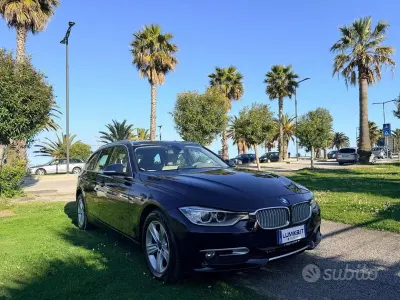 Usata BMW 316 Luxury Line 116 CV (85 kW) 2013 Blu Station wagon