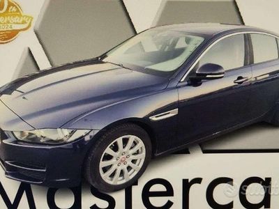 Usata Jaguar XE Business Edition 180 CV (132 kW) 2016 Blu/azzurro Berlina