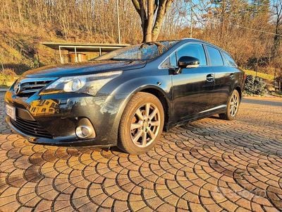 Blu Usata 2012 Toyota Avensis Plus Station wagon | 4700 €
