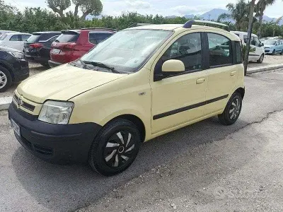 Usata Fiat Panda 54 CV (39 kW) 2004 Giallo Utilitaria