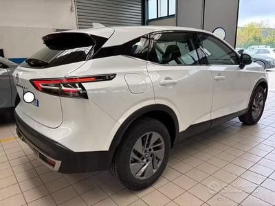 Gebraucht Nissan Qashqai Acenta 158 PS (116 kW) 2025 Weiß SUV