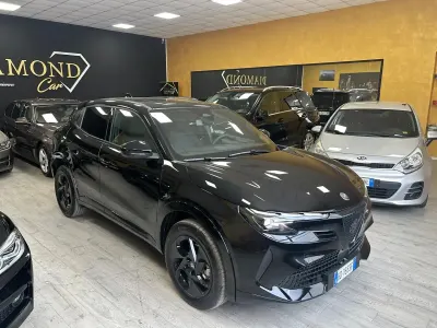 Nuova Alfa Romeo GT Junior Sprint 135 CV (99 kW) 2026 Nero SUV