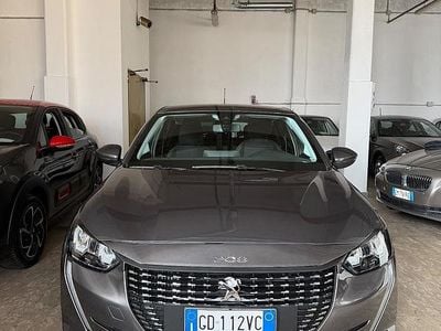 Usata Peugeot 208 Allure 101 CV (74 kW) 2020 Grigio Utilitaria