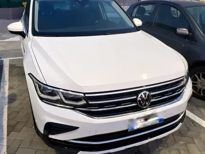 Usata VW Tiguan Elegance 150 CV (110 kW) 2021 Bianco SUV