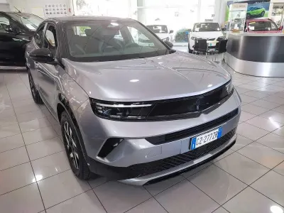 Usata Opel Mokka 136 CV (100 kW) 2025 Grigio SUV