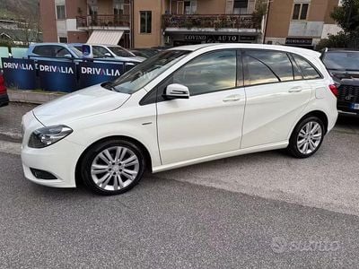 Usata Mercedes B180 Executive 109 CV (80 kW) 2012 Bianco Monovolume
