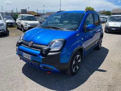 Usata Fiat Panda Cross Cross 69 CV (50 kW) 2023 Blu Utilitaria