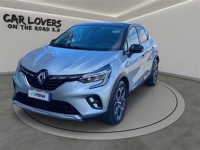 Usata Renault Captur Techno 101 CV (74 kW) 2023 Grigio chiaro SUV
