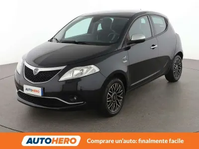 Usata Lancia Ypsilon 69 CV (50 kW) 2018 Nero Utilitaria