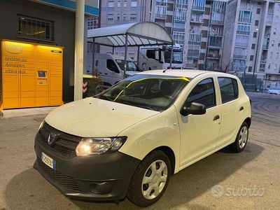 Usata Dacia Sandero Ambiance 75 CV (55 kW) 2016 Bianco Berlina