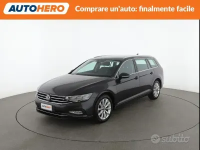 Begagnad VW Passat 150 HK (110 kW) 2023 Grå Kombi