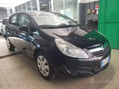 Usata Opel Corsa Cosmo 80 CV (58 kW) 2010 Nero Utilitaria