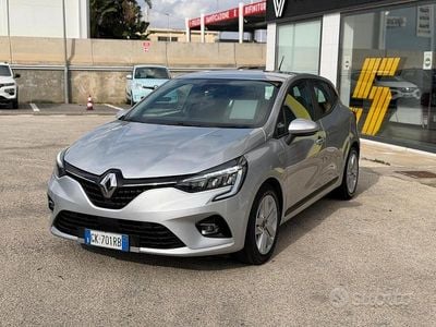 Usata Renault Clio V Evolution 100 CV (73 kW) 2022 Grigio Berlina