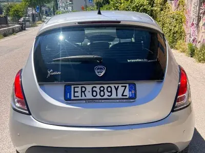 Usata Lancia Ypsilon