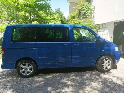 Usata VW Multivan Comfortline 131 CV (96 kW) 2003 Blu/azzurro Monovolume