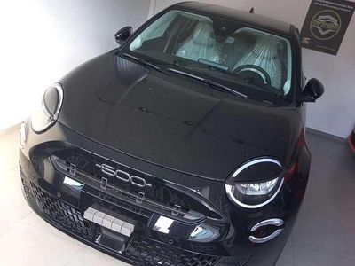 Usata Fiat 600 La Prima 110 CV (80 kW) 2024 Verde mare italia SUV